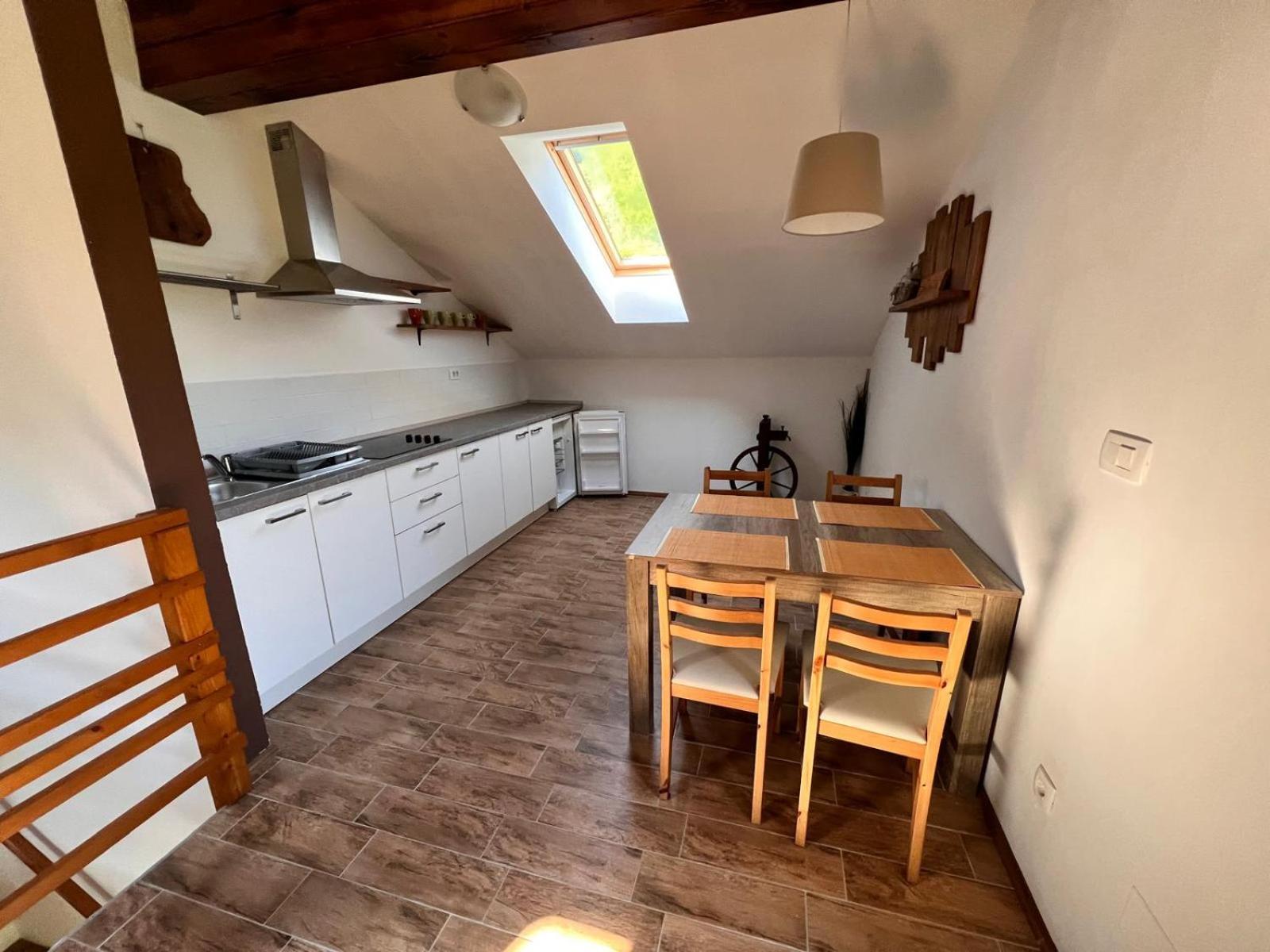 Holiday Home Jelovcerjeva Idrija pri Baci ภายนอก รูปภาพ
